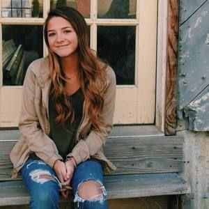 Meet your Posher, Hunter lynn